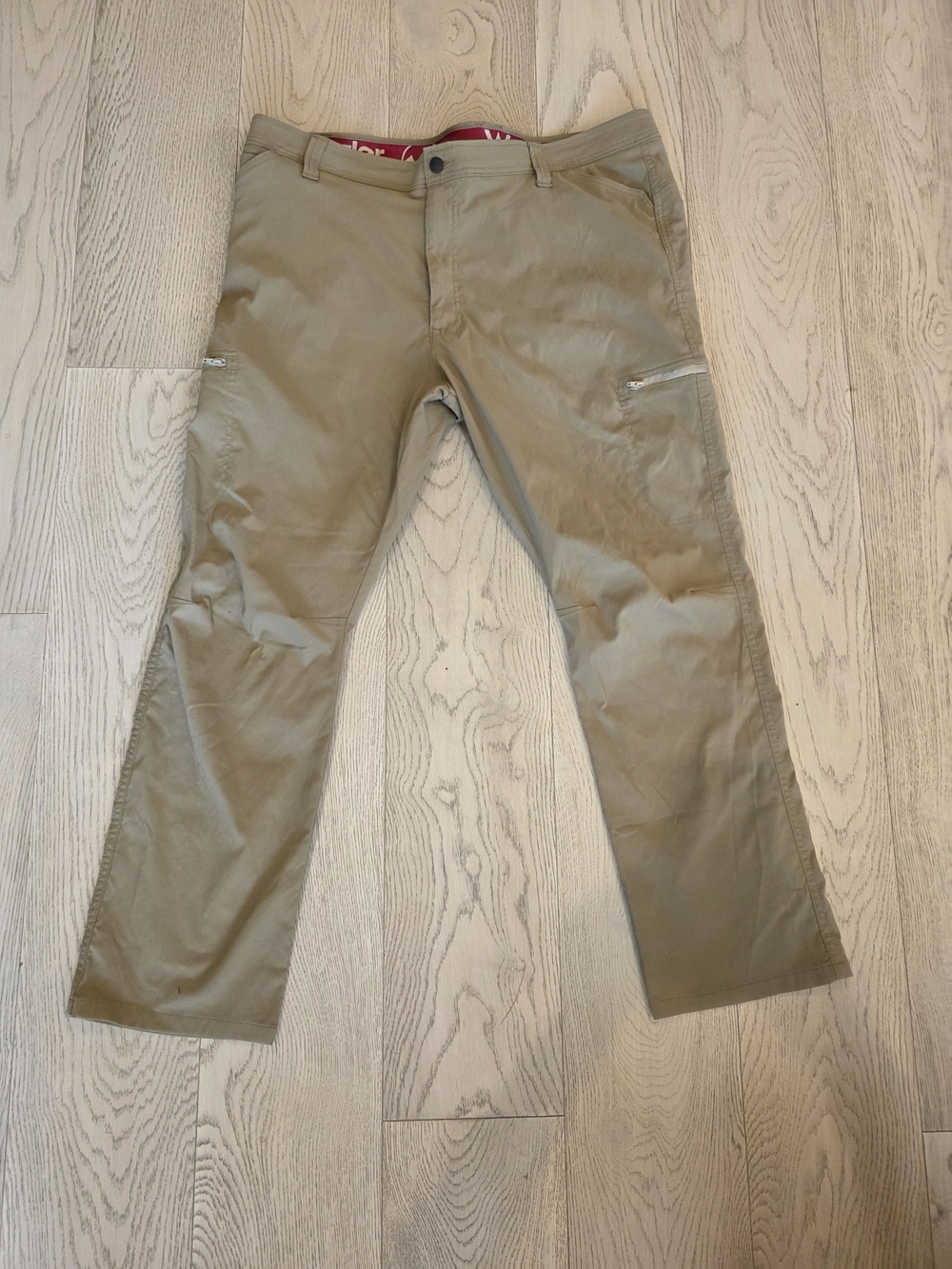 Wrangler Men's Tan Stretch Chino Pants